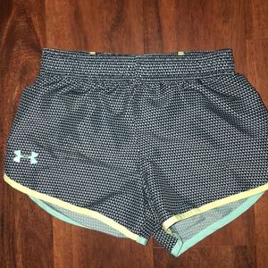 youth small under armour athletic shorts